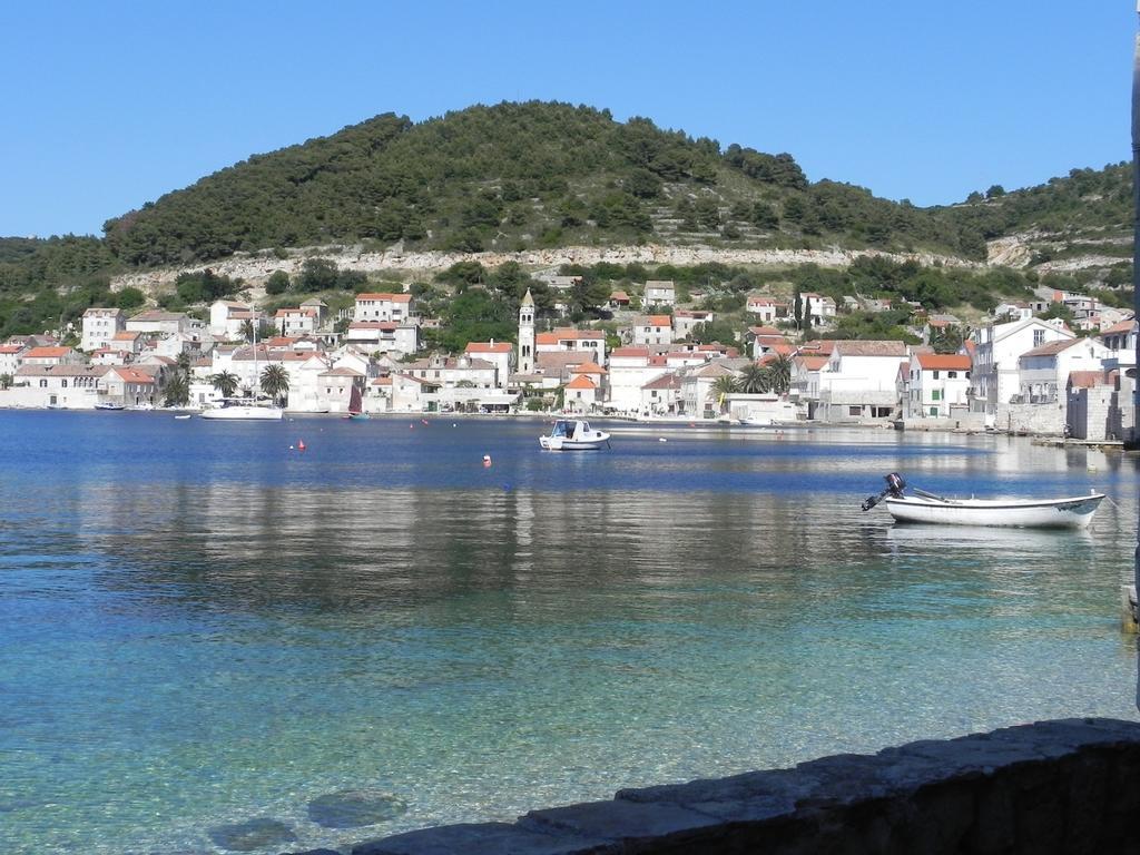 Apartments Acalinovic Vis Oda fotoğraf